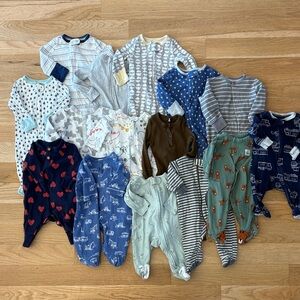ASSORTMENT, 15 ITEMS | 0-3 MONTHS ONESIES